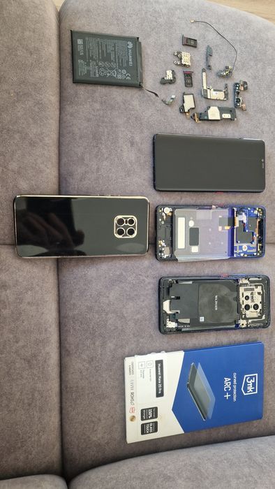 Huawei Mate 20 pro. Gratisy części.