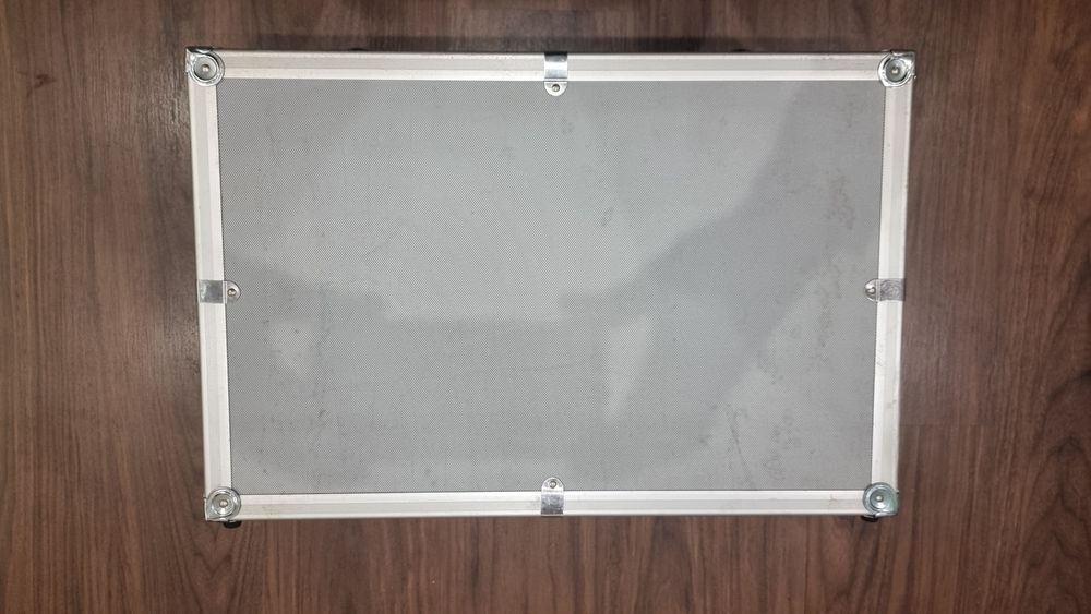 Mala rígida Vanguard com espuma   ideal fotografia/drones