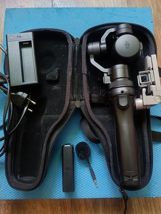 Стедікам з камерою dji osmo