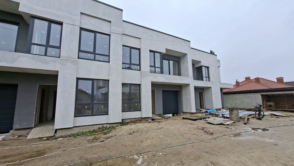 Продаж Таунхаус 145м². Ділянка 2сот. Готовий до ремонту. Комунікації