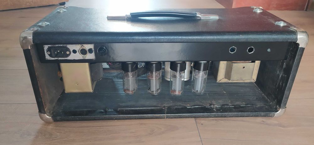 Гитарный-бас-гитарный усилитель под восстановление