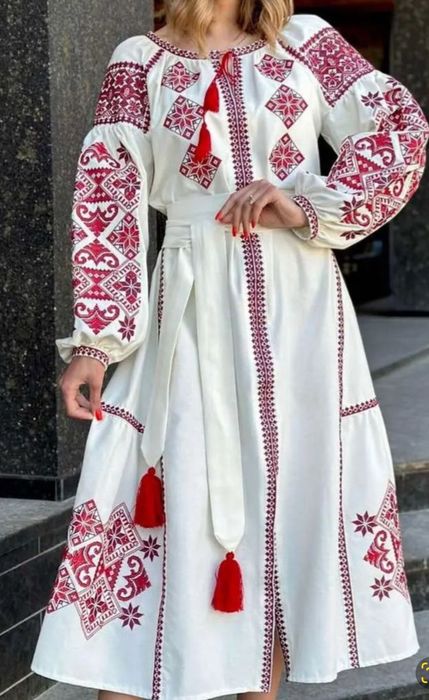 Жіноча вишиванка"Весна"