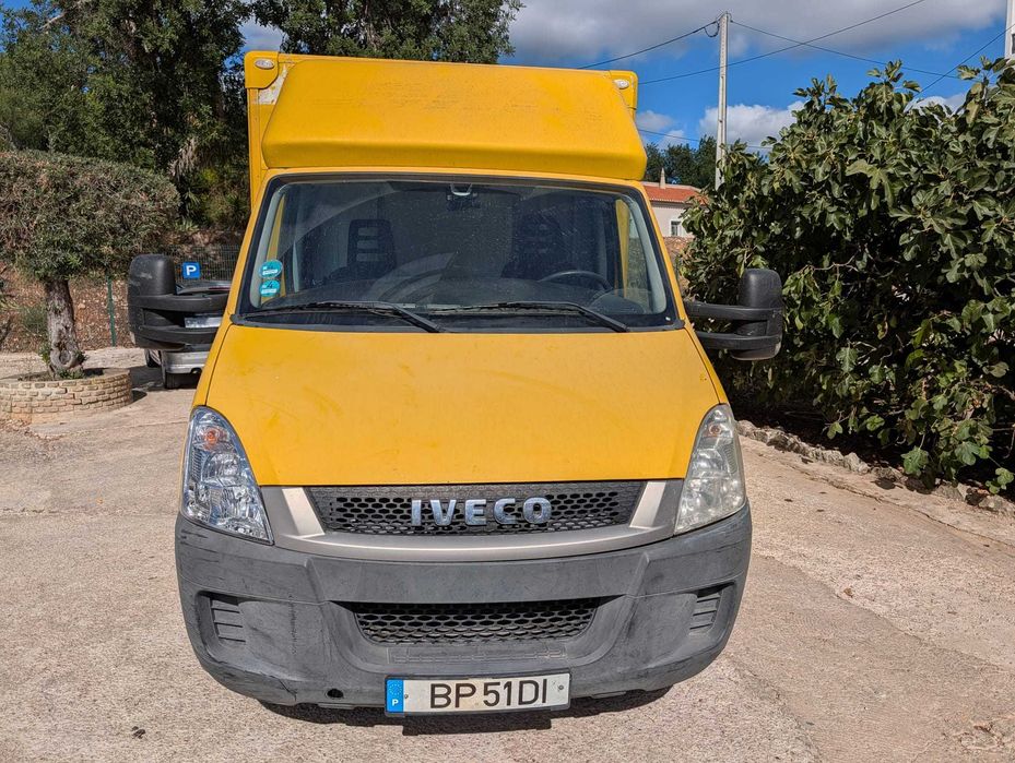 Iveco Daily C30C Ex-DHL (137.000 km) – Já Legalizada PT – Ideal Campervan / Food Truck