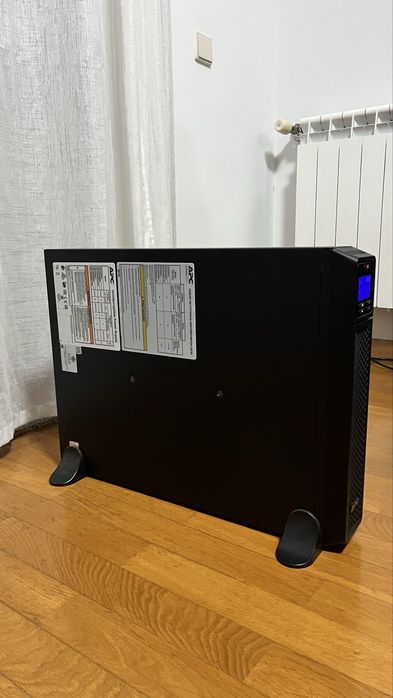 SmartUPS APC 2200xli