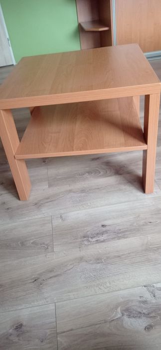 Sprzedam stolik drewniany