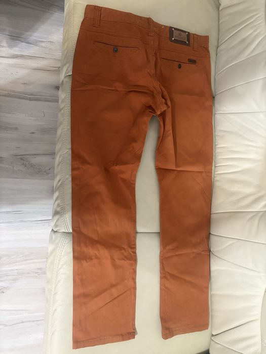 Spodnie eleganckie męskie