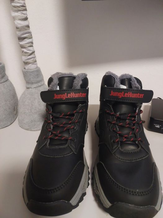 Кросівки черевики зимові