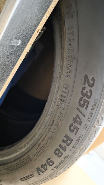 Шини Kumho Ecsta R18 235 45, кінець 2020 року, 3-4мм