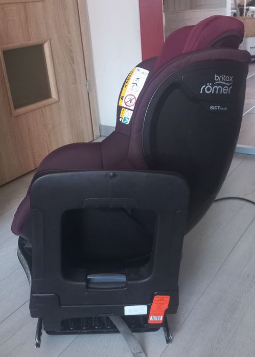 Fotelik Britax Romer Dualfix m i-size