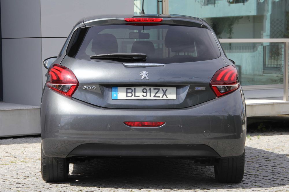 Peugeot 208 1.2 PureTech Style - desde 89€/mês
