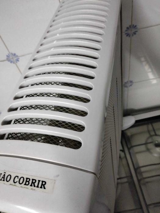 Aquecedor elétrico MICA da marca ELETRÓNIA COMO NOVO