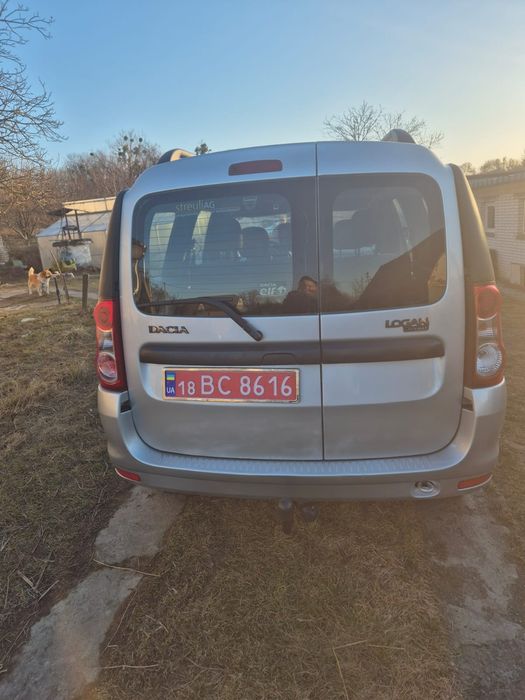 Авто Dacia Logan ИДЕАЛ