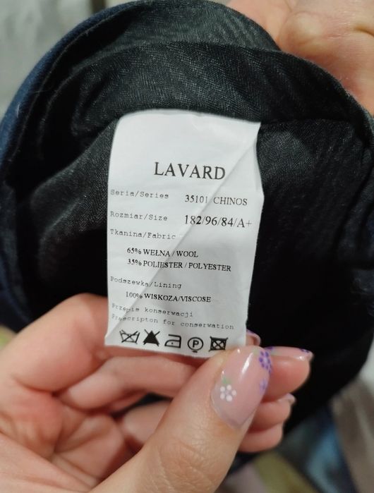 Granatowy garnitur lavard męski wełniany