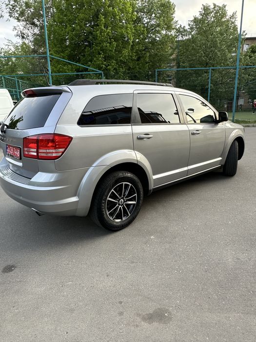 Продам Dodge Journey
