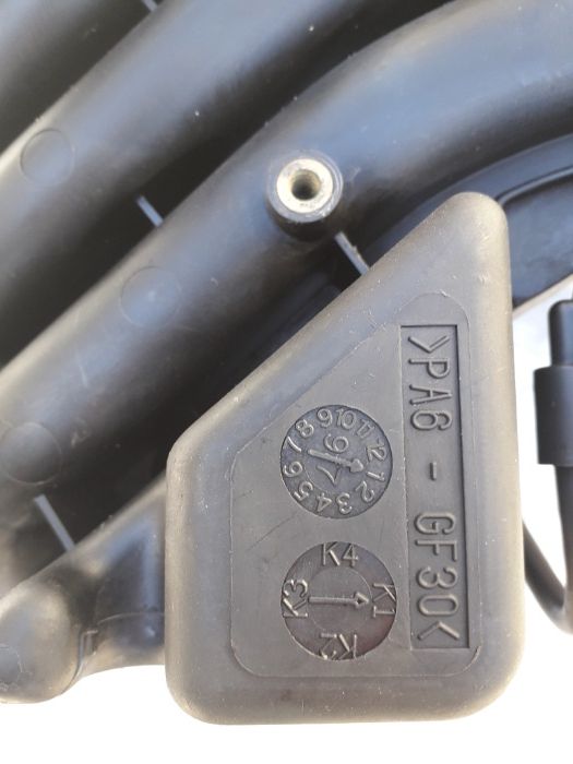 Coletor admissão Audi A3 1.6 Gasolina