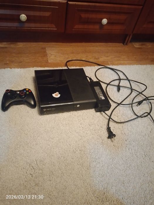 Продам xbox 360 нову версію