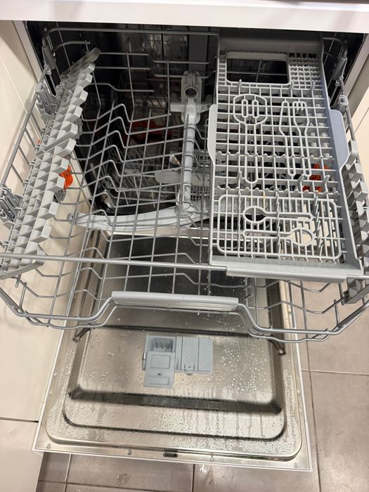 Máquina loiça Hotpoint