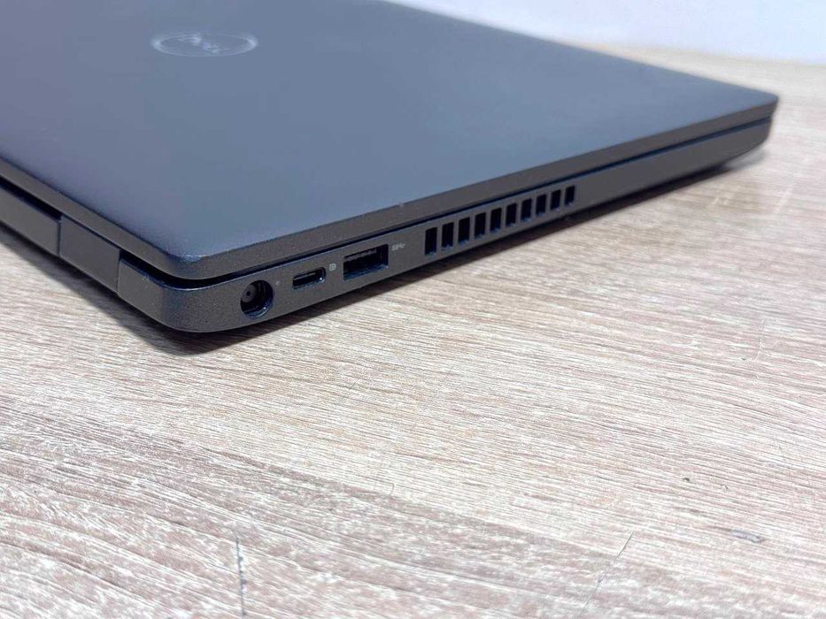 Dell Latitude 5400 14″ HD / LTE / 8GB RAM / 128GB SSD / Windows 11