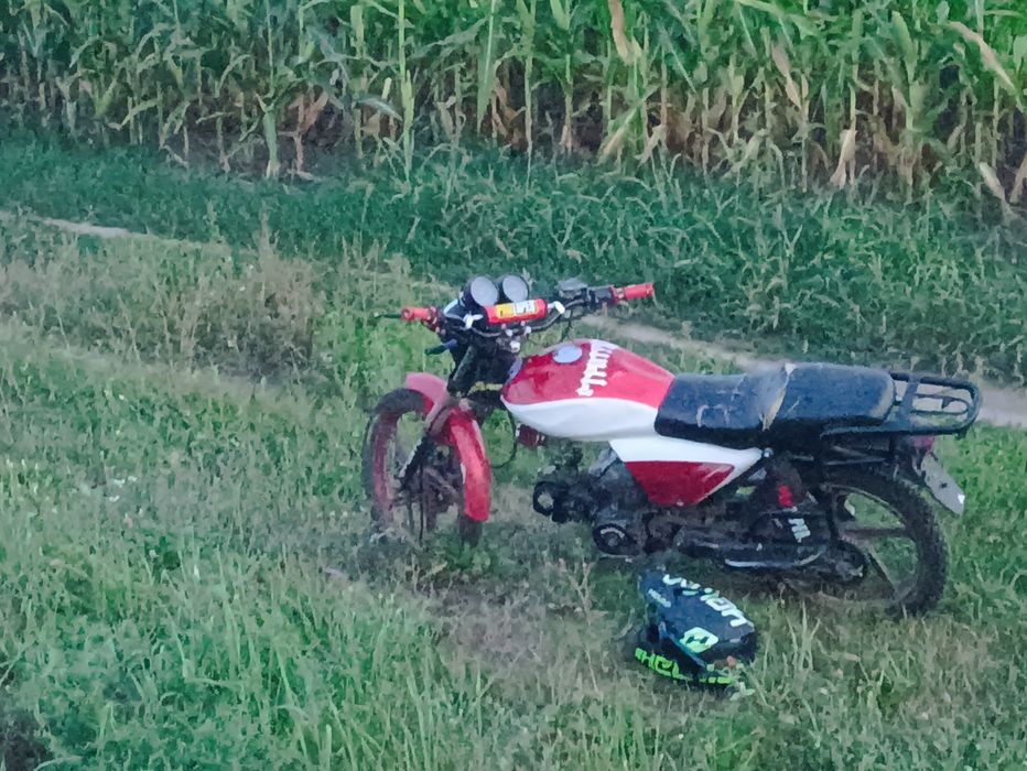 альфа 125 кубов червона