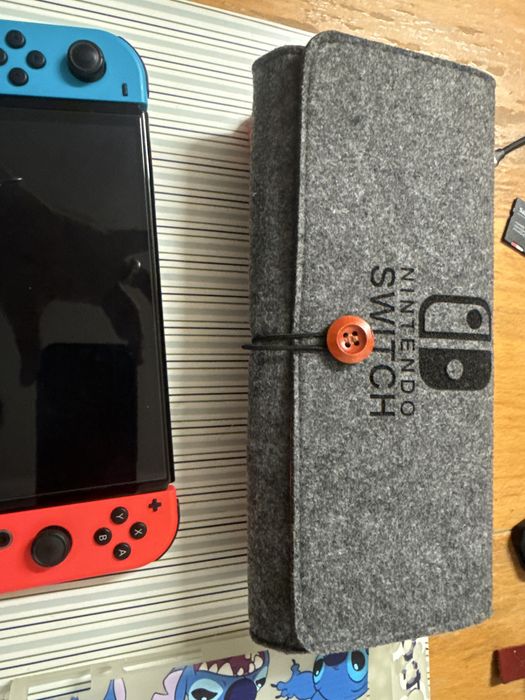 Nintendo switch OLED + MicroSD 128Gb + acesssórios e caixa originais