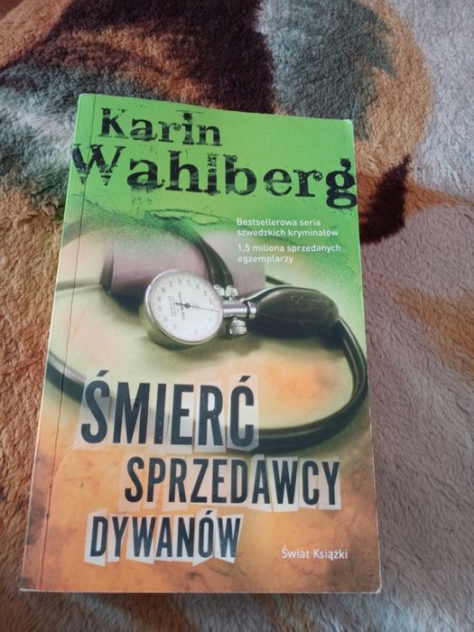 Książka Śmierć sprzedawcy dywanów