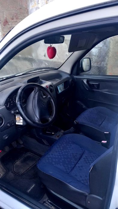 Venda peugeot partner para peças