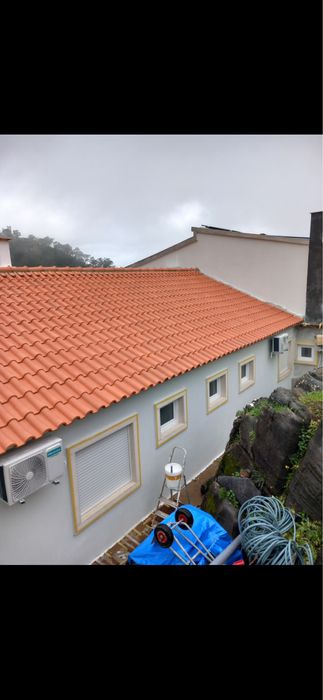 Reparação de telhados e pintura
