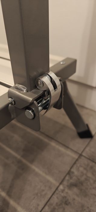 Aluminiowy podnóżek
