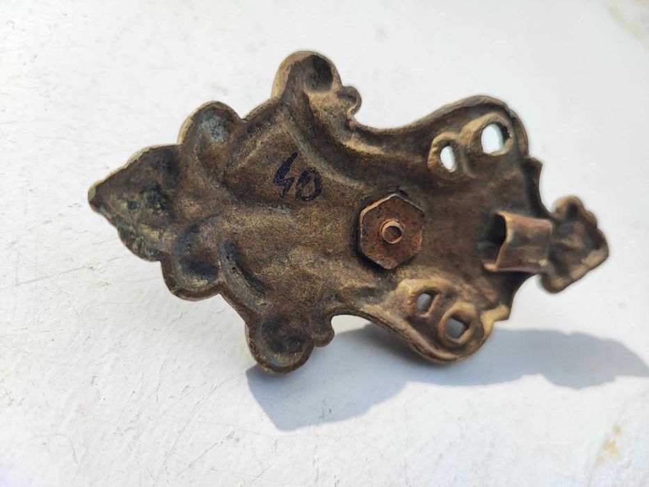 Przedwojenny mosiężny szyld,uchwyt do mebel,komoda