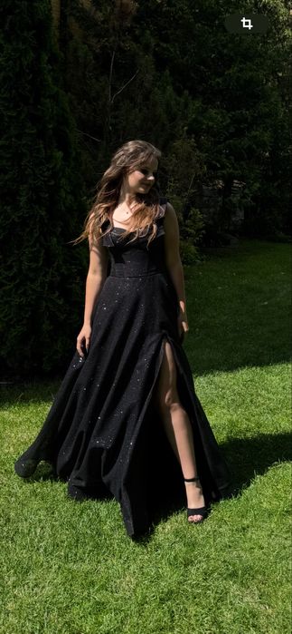 Продам випускну сукню