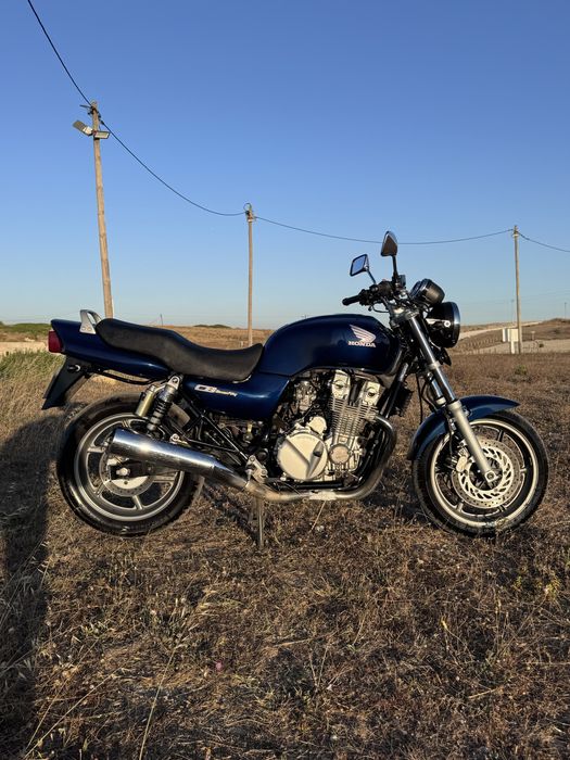 Honda cb 750 seven fifty