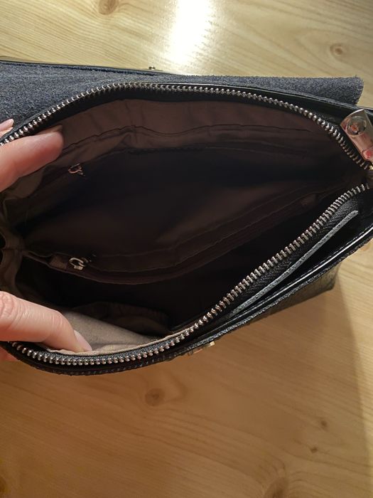 Сумочка шкіряна кроко, чорна 25*19 см