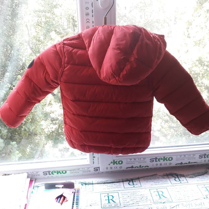 Отдам бесплатно курточку осення весенняя