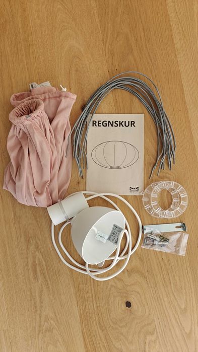 Сandeeiro suspenso REGNSKUR oval rosa 52 cm