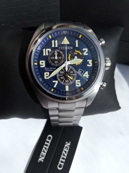 Титановые часы Citizen Eco-Drive. Солнечная батарея, сапфир, хронограф