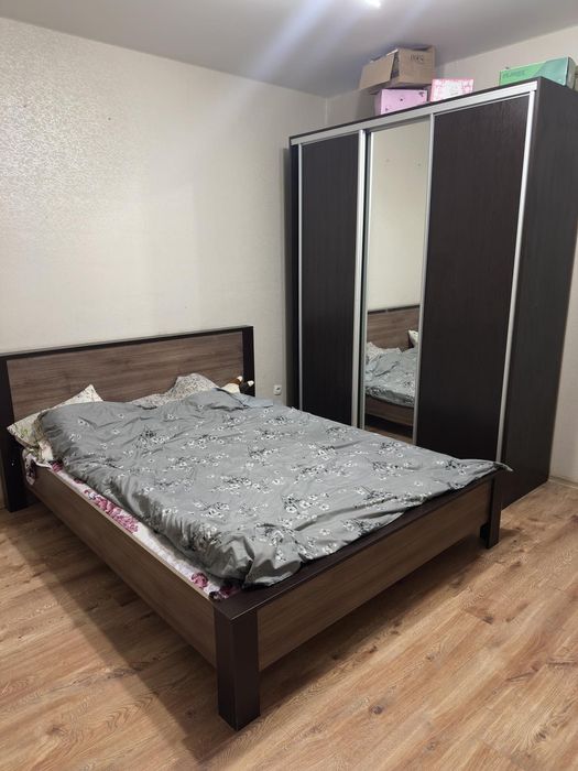 Продам однокомнатную квартиру , жк 7 небо