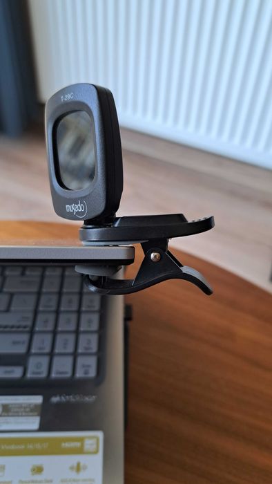 Tuner chromatyczny / gitarowy T-29C Musedo