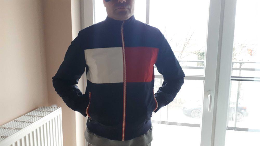 Kurtka przejściówka Tommy Hilfiger .Oryginalna.