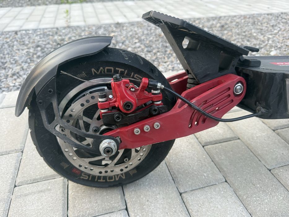 Motus 10 Pro Daytona