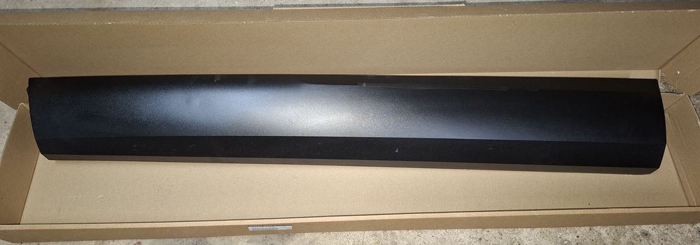 Listwa ozdobna drzwi Nissan Qashqai J12