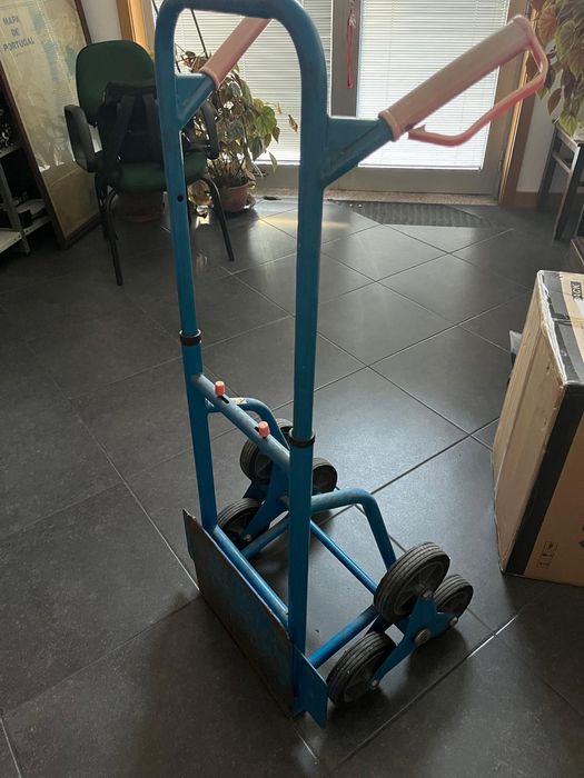 Carrinho para transporte de cargas