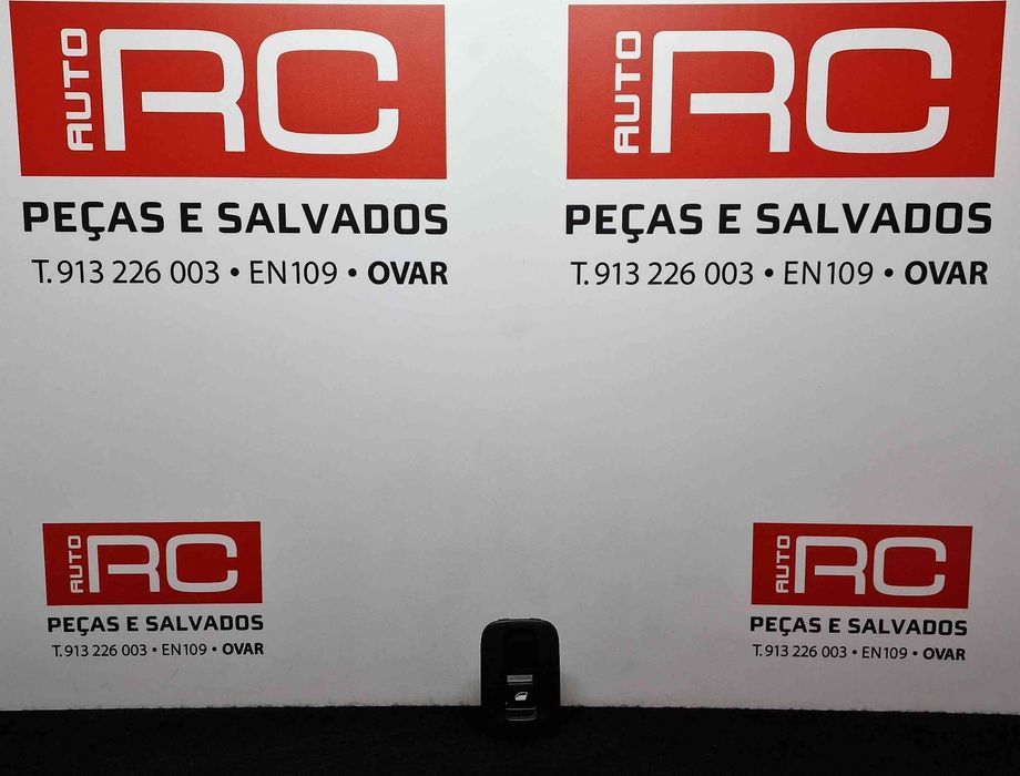Comando / Botão / Interruptor Vidros Frente Direito 98016307ZD - PEUGEOT RIFTER