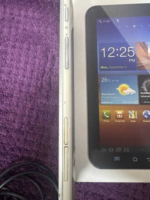 Планшет в хорошем рабочем состоянии