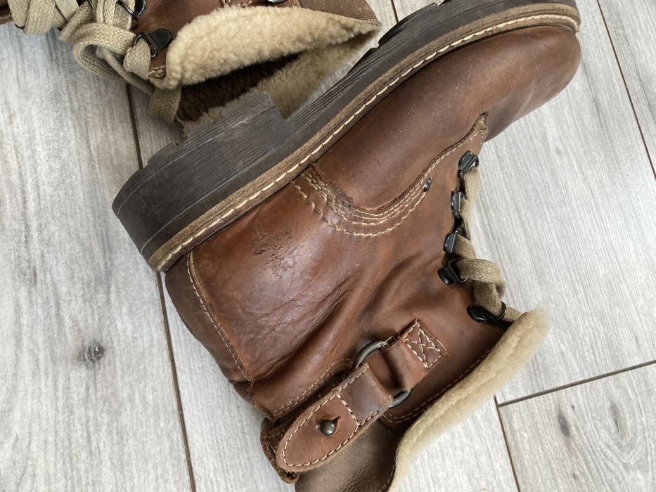 Ciepłe trzewiki skórzane z kożuchem rozmiar 36