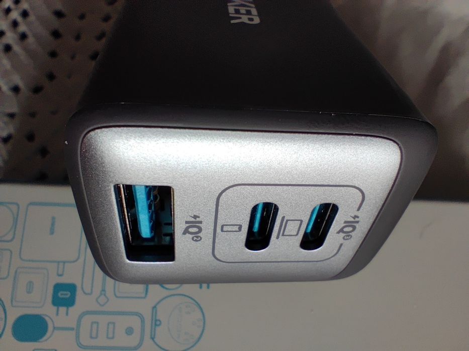 Carregador Anker Nano II de 65 W (Novo)