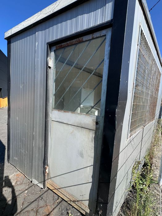 Contentor de escritório eletrificado