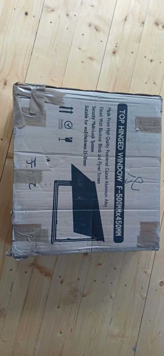 Okno w ramie 50x45 wraz z moskitiera przyczepa kamper