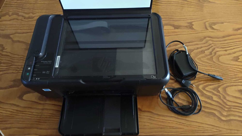 Impressora HP F2492 Multifunções