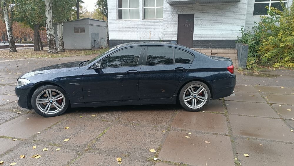 Продаю БМВ 5  ф10.