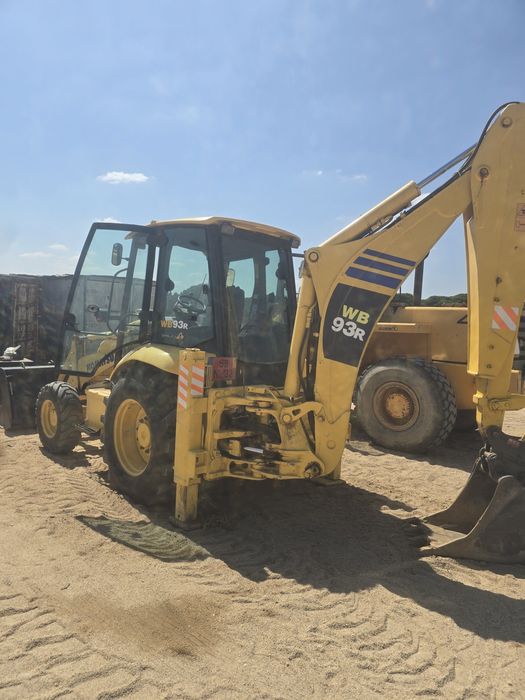 Rectroescavadora  komatsu